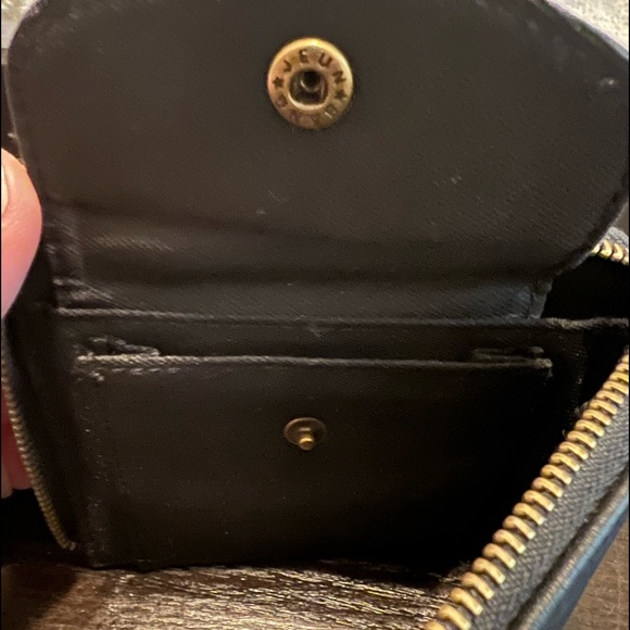 Faux leather wallet with geometric design - Picture 2 of 5